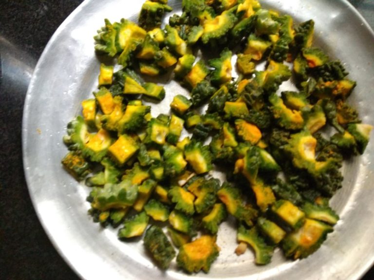 HAGALAKAYI CHUTNEY / BITTER GOURD CHUTNEY Recipe Cook With Smile