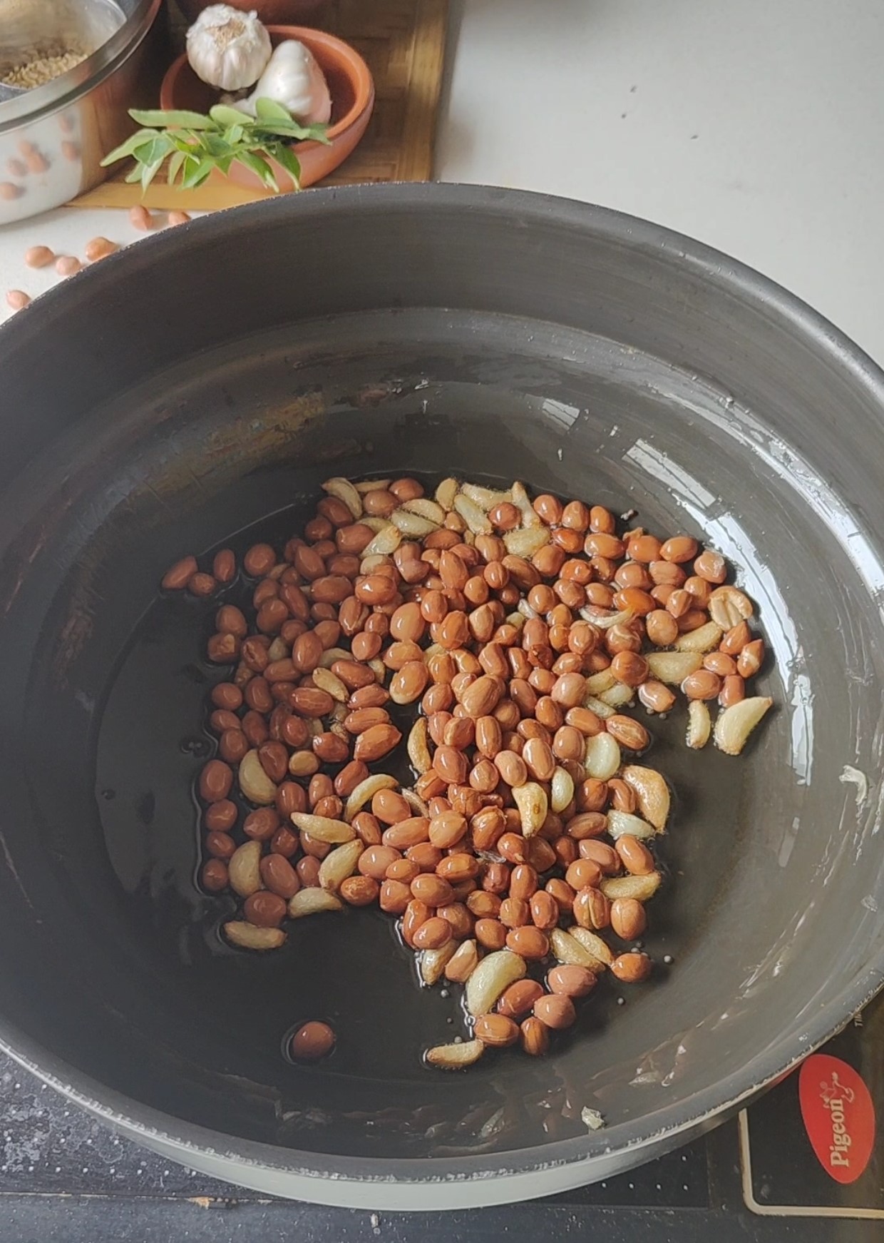 Spicy Puffed Rice Recipe | Murmura Chivda | Puri Oggarane | Masala ...