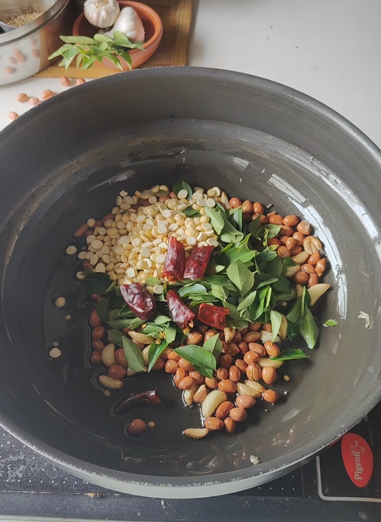 Spicy Puffed Rice Recipe | Murmura Chivda | Puri Oggarane | Masala ...