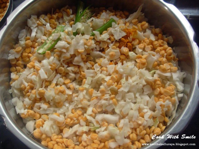 CABBAGE KOOTU / SOUTH INDIAN STYLE CABBAGE CURRY Recipe Cook With Smile