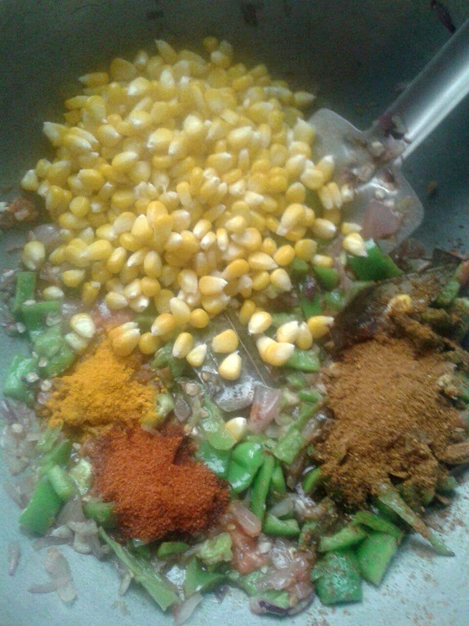 capsicum-corn-rice-capsicum-corn-bath-recipe-cook-with-smile