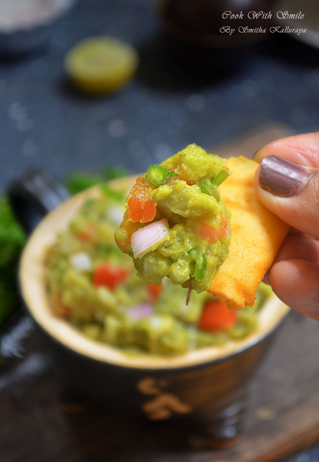 EASY GUACAMOLE RECIPE / HOW TO DO GUACAMOLE INDIAN STYLE Cook with Smile