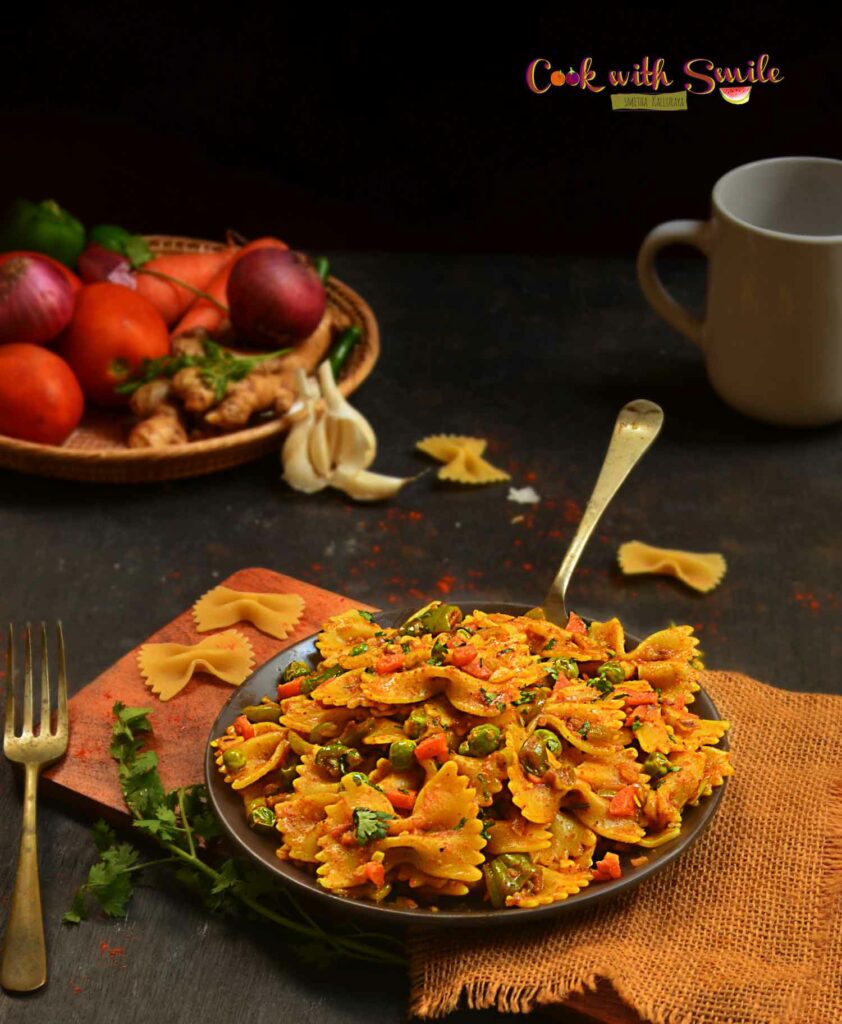 MASALA PASTA RECIPE / INDIAN STYLE PASTA RECIPE / DESI STYLE MASALA