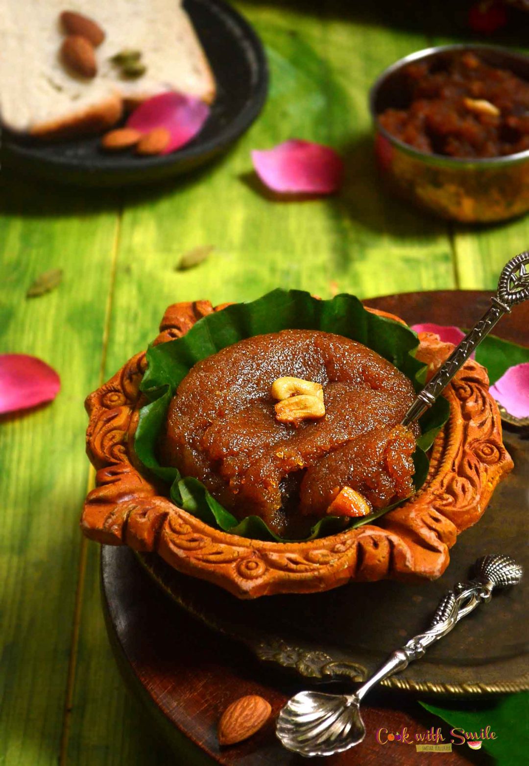 BREAD HALWA RECIPE / HOW TO MAKE BREAD HALWA Cook with Smile