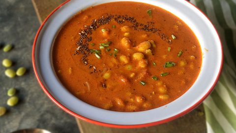 Pirsing bilan porno ayollar