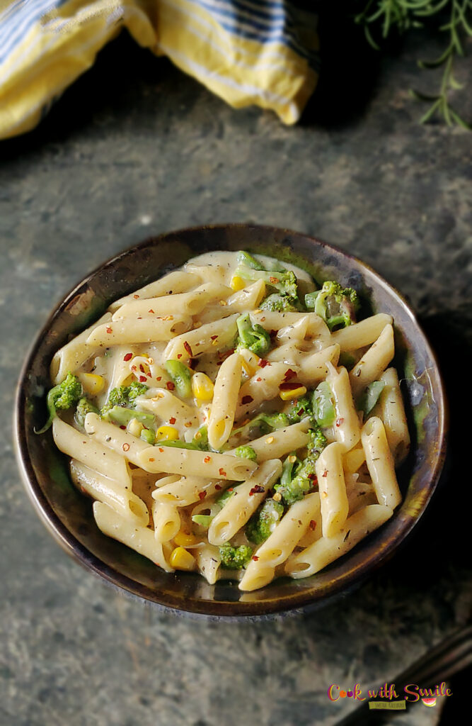 White Sauce Pasta Recipe ( White Pasta ) - Cook with Smile